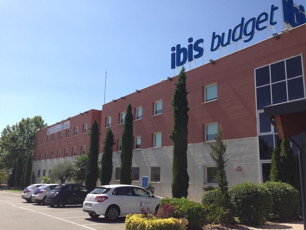 Ibis Budget Alcalá de Henares Exterior foto